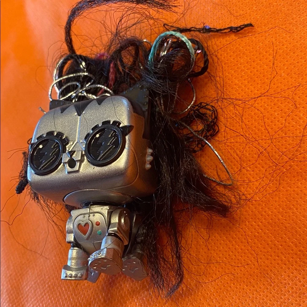 LOL SURPRISE DOLL Lights Pets SCISSOR CLAWS ROBO KITTY - Picture 3 of 6